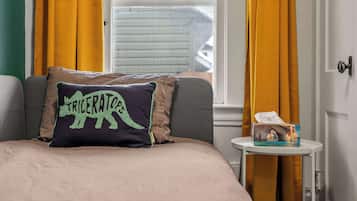 4 bedrooms, iron/ironing board, travel crib, WiFi