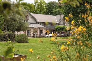 Jardines del alojamiento