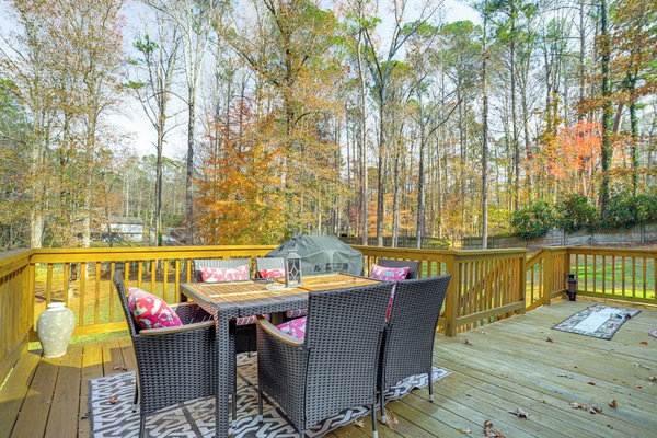 Woodstock Vacation Rental | 4BR | 3BA | 5 Steps to Enter | 3,088 Sq Ft