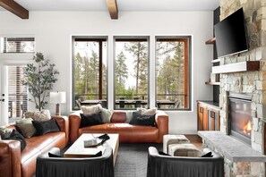 TV, fireplace, offices