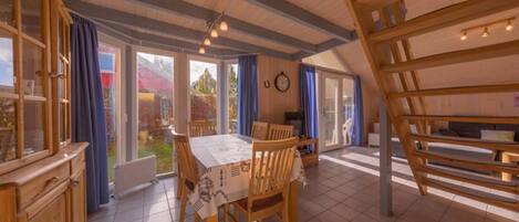 House | Dining