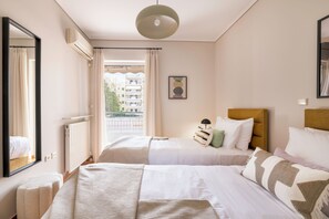 3 soveværelser, skrivebord, strygejern/strygebræt, weekendseng