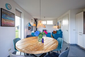 House | Living room - Holiday Home With Wellness Garden (Den Burg)