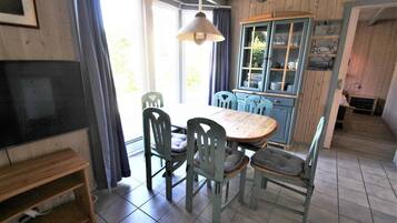House | Dining