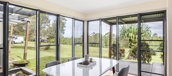 6Beds Countryside Paradise w/ Horses Mins to Mall