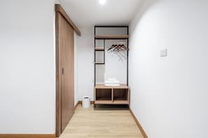 Habitación Deluxe doble, baño privado | Wifi gratis y ropa de cama