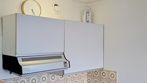 微波爐、焗爐、爐具、電熱水壺