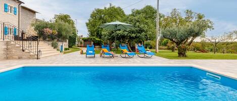 Villa | Piscine | Piscine couverte, piscine extérieure