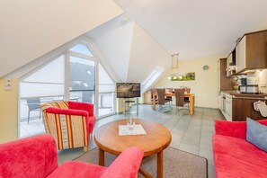 TV, DVD player, aparelho de som