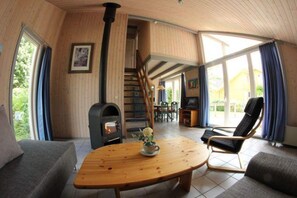 House | Living room - Exklusives Skandinavisches Ferienhaus (Mirow)