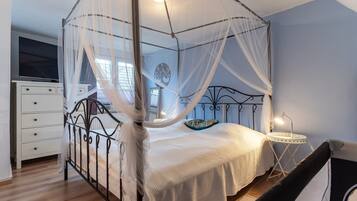 Apartemen | 2 kamar tidur dan dilengkapi dengan perabotan berbeda-beda