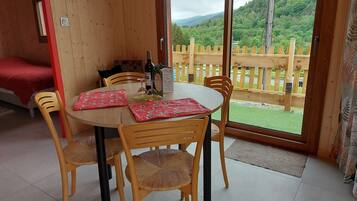 Chalet | Dining
