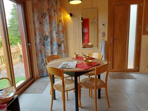 Chalet | Dining