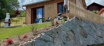 2 ชาเลต์ สำหรับ 4 คน