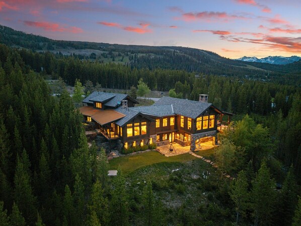 Exterior - Book for Winter! Ski-In, Ski Out Chalet with Hot Tub! Ping Pong Table! (Big Sky)