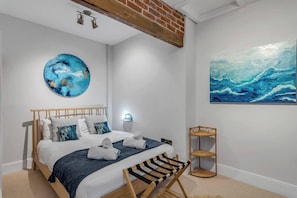 1 bedroom, iron/ironing board, free WiFi, bed sheets - 1BR The Old School House | Full Kitchen | Central (Norfolk)
