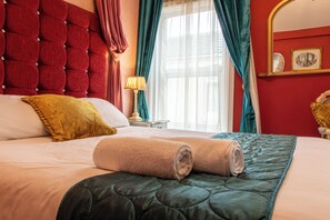 Superior Double Room | Free WiFi - Hotel Rouge (Blackpool)
