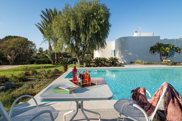 Villa | Pool | Innenpool, Außenpool