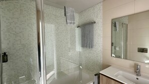 Shower - Lua by Check-in Portugal (Albufeira)