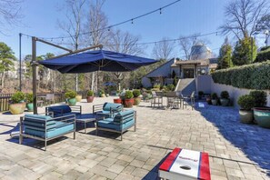 屋外ダイニングエリア