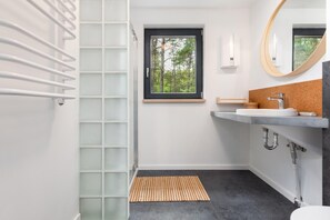 Bathroom - Holiday Home by Lake Wiselka With Sauna (gmina Wolin)