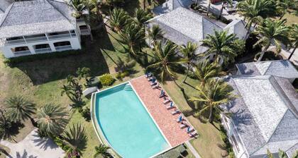 Ocean view Villa 521: 2-bedroom villa with stunning beach view