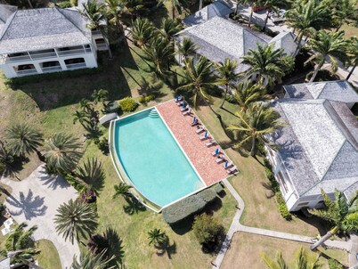 Ocean view Villa 521: 2-bedroom villa with stunning beach view