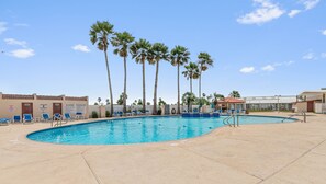 Piscine couverte, piscine chauffée