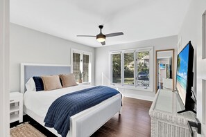 3 Schlafzimmer, Schreibtisch, Bügeleisen/Bügelbrett, kostenloses WLAN