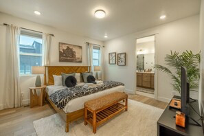 5 عدّة غرف نوم ومكتب ومكواة/لوح كي وواي فاي مجانًا