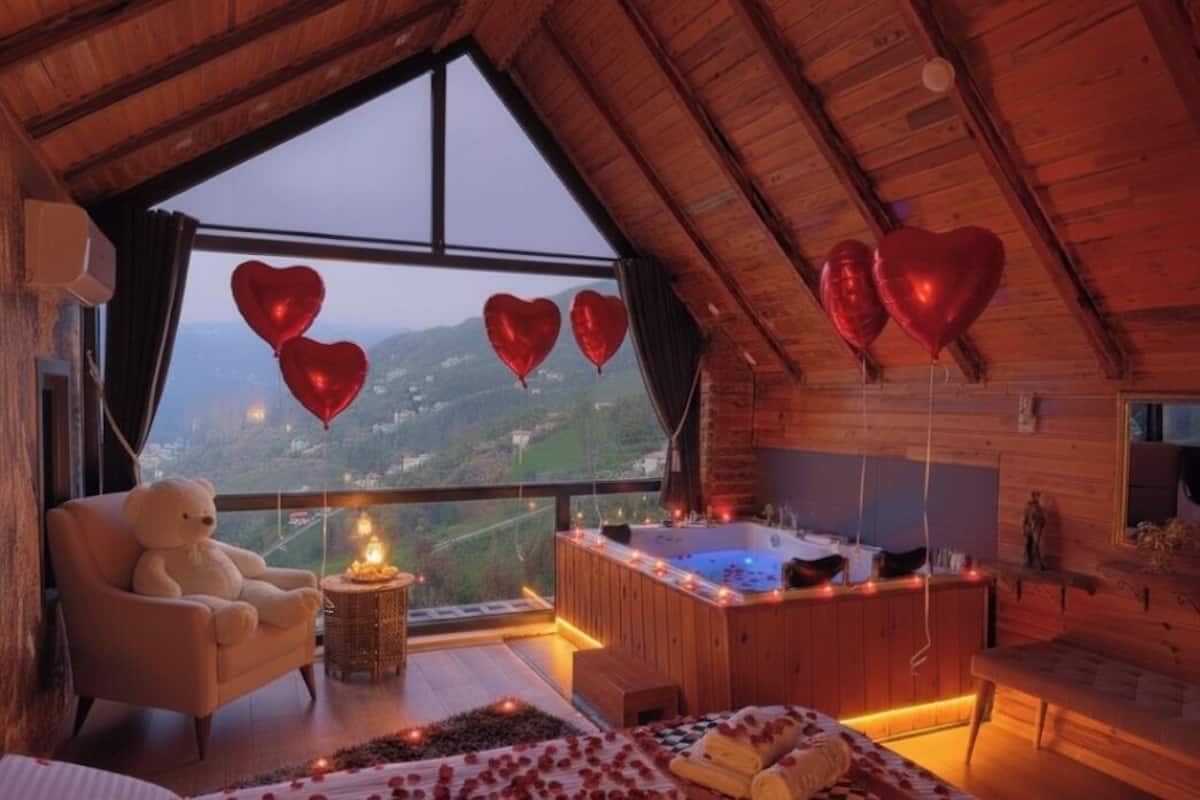 Individually decorated, individually furnished, soundproofing, free WiFi