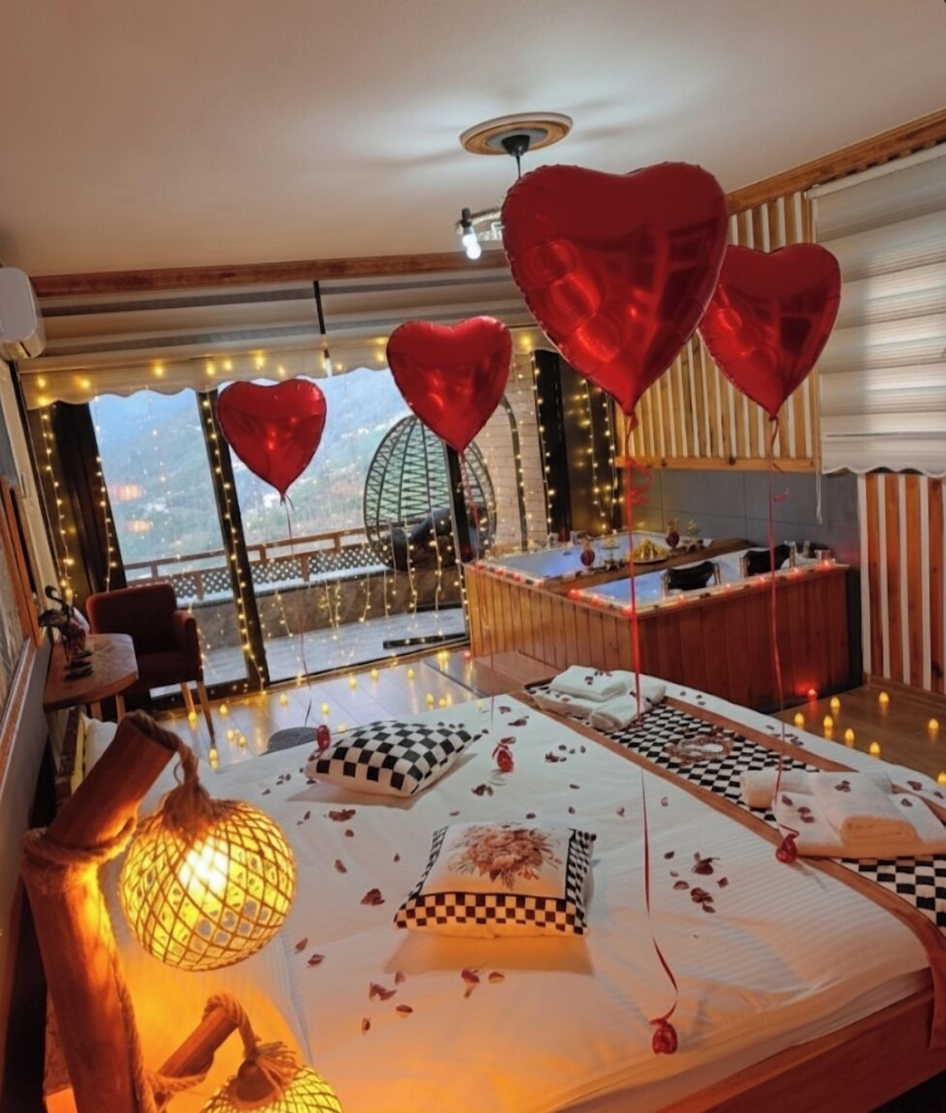 Individually decorated, individually furnished, soundproofing, free WiFi