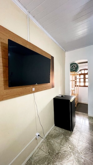 Habitación triple Confort | 1 habitación y wifi gratis 