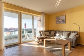 Apartment | Living room - Apartment in Busum With Harbor Views (Büsum)