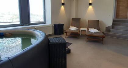 Luxury Family Holiday Home With Wellness