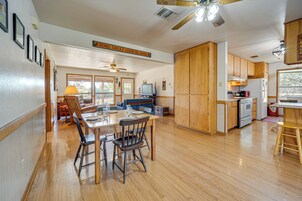 Casa (2 Bedrooms) | Interior