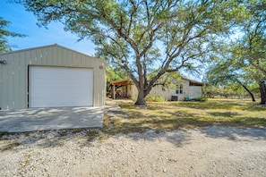 House (2 Bedrooms) | Interior - Pet-friendly Hill Country Retreat w/ Deck! (Harper)