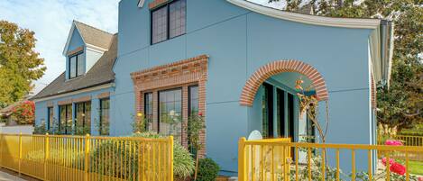 Hus (3 Bedrooms) | Overnatningsstedets facade