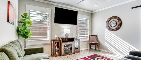 House (1 Bedroom) | Front of property