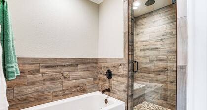 Fenced Yard: Modern Barndominium in Amarillo!