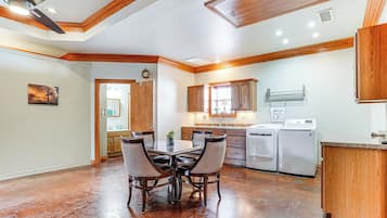 House (1 Bedroom) | Interior