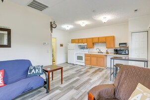 Apartment (1 Bedroom) | Interior