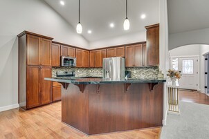 House (4 Bedrooms) | Interior