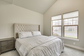 House (4 Bedrooms) | Interior - Eugene Area Home: 18 Mi to U of O! (Junction City)