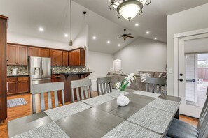 House (4 Bedrooms) | Interior - Eugene Area Home: 18 Mi to U of O! (Junction City)