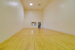 شقة (0 Bedroom) | المنشأة من الداخل