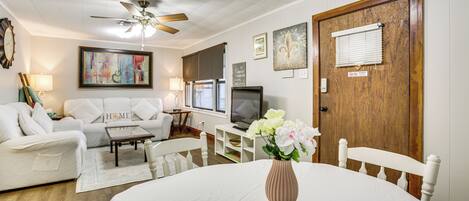 House (3 Bedrooms) | Front of property