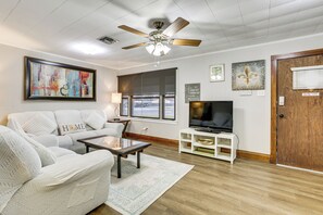 Interior - 2 Mi to Nicholls State University: Home w/ Yard (Thibodaux)