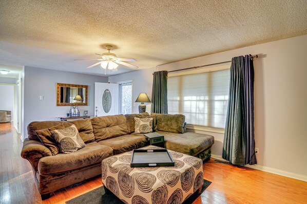 House (4 Bedrooms) | Interior