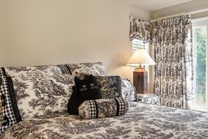 2 chambres, fer et planche à repasser, accès au Wi-Fi (inclus)